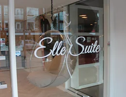 Elle Suite bv